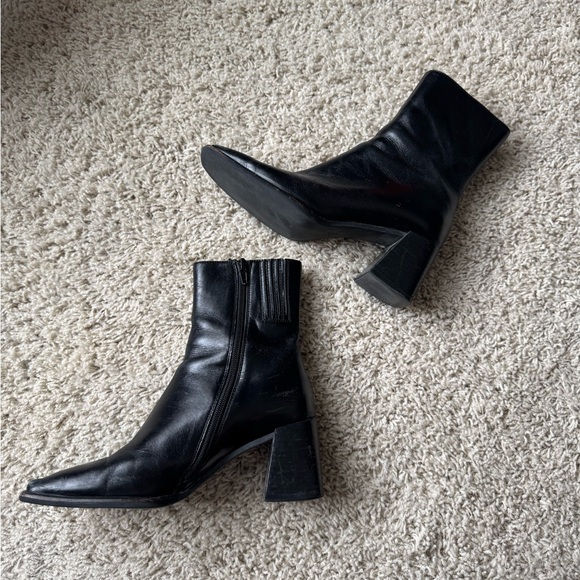 Jeffrey Campbell Black Leather Ankle Boots - Picture 3 of 5